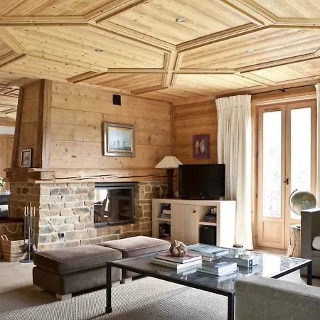 Apartment Snug Apartment In Chamonix Mont Blanc With Balcony